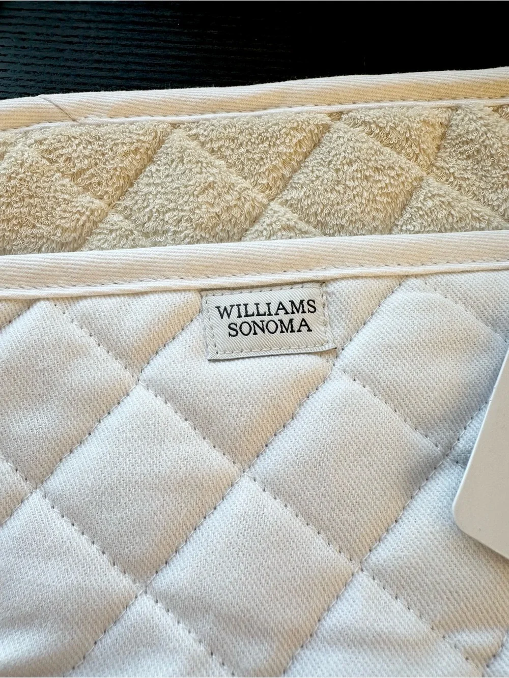 Williams Sonoma Cream Quilted Oven Mitt & Pot Holder Kitchen Linen Set